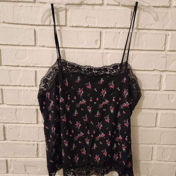Two Victoria's Secret Red and Black Lace Camisoles - Picture 10 of 10